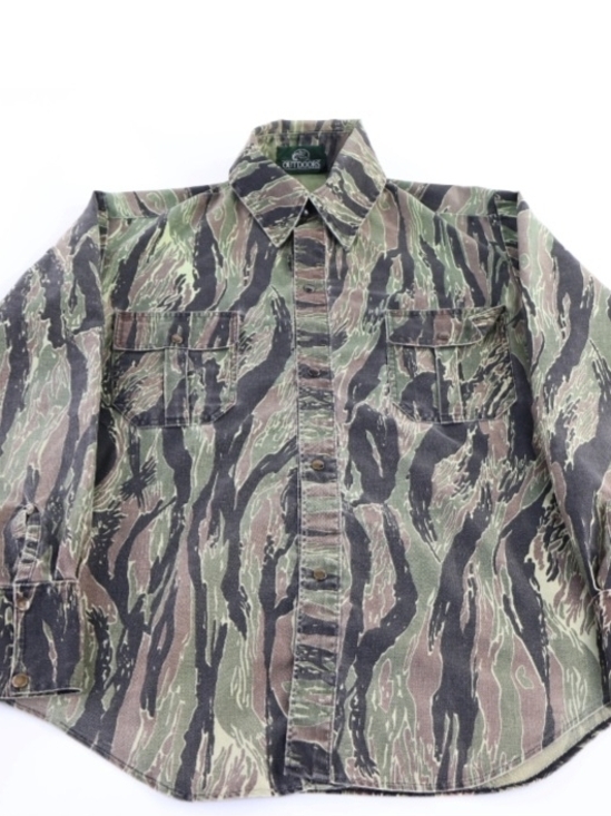 Bass Pro Shops Other - Camo Button-Up Shirt Jacket - Green Tiger Stripe